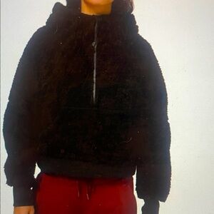 Lululemon black Sherpa ¼ zip pullover sz M/L
